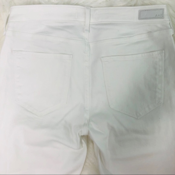 Abercrombie Low Rise Bootcut White Jeans | 28/6S - Picture 5 of 6
